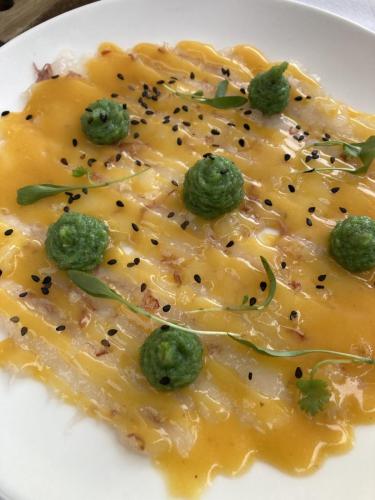 carpaccio de gambas sauce mangue 